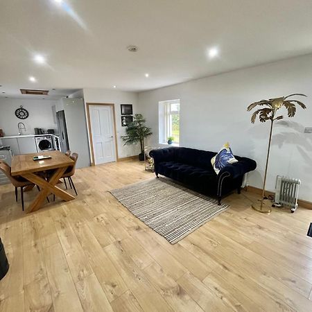 Unique Countryside Stay Dundrod Exterior photo