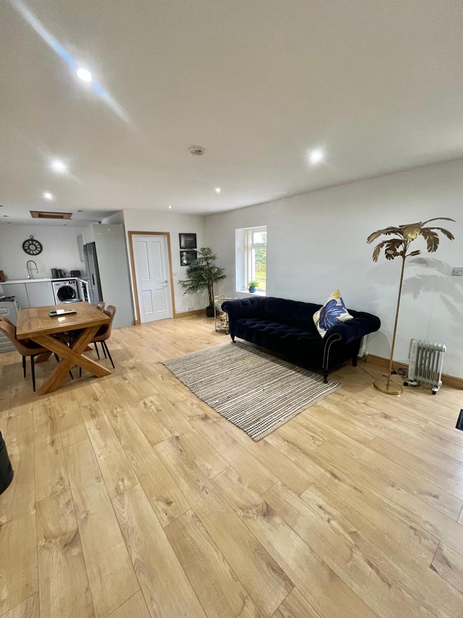 Unique Countryside Stay Dundrod Exterior photo