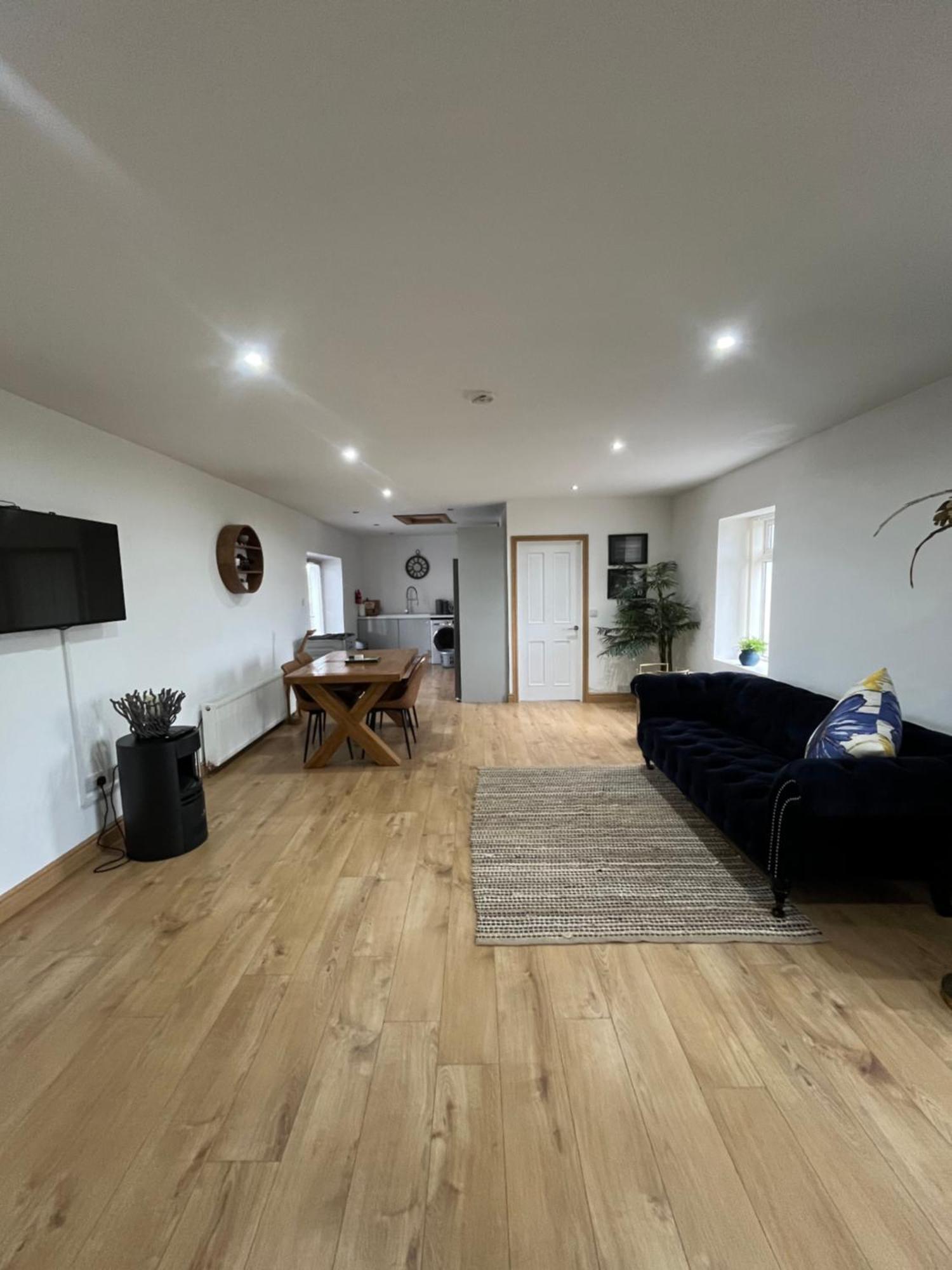 Unique Countryside Stay Dundrod Exterior photo